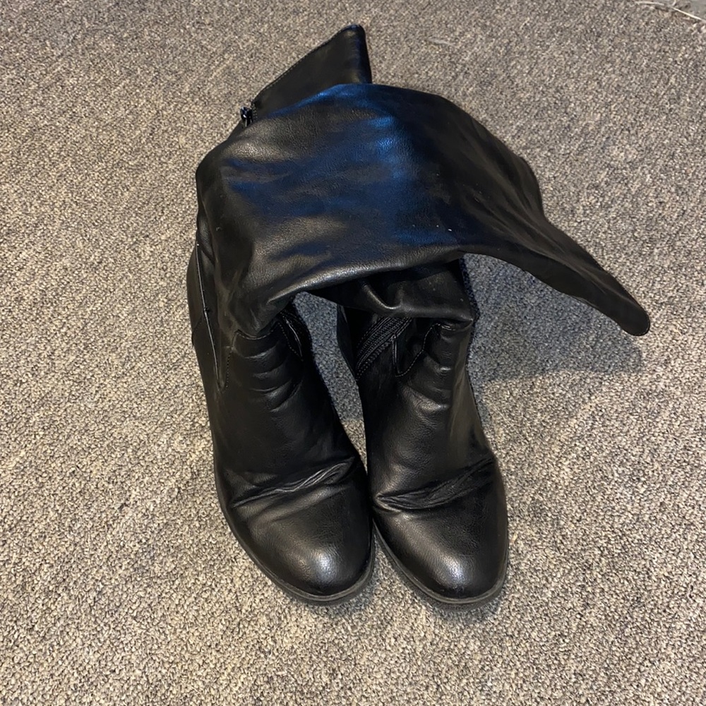 All black leather boots!
